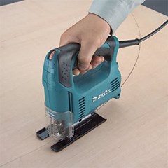 Serra Tico Tico 450w 220v Velocidade Variável Com Chave Allen E Lâmina de Serra 4327 Makita