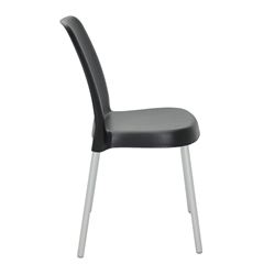 Cadeira de Polipropileno Vanda Summa (Pés Em Alumínio) Preta 92053/909 Tramontina